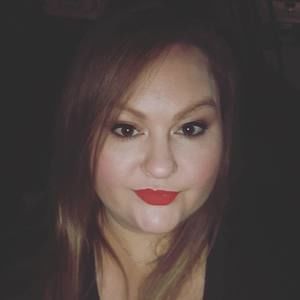 Meet your Posher, Carrie